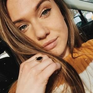 Meet your Posher, Kristina